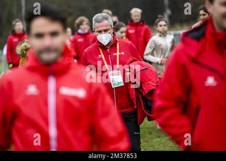 Athletics Coach Dirk Engelen wurde während eines Trainings im Vorfeld des Cross Country Running bei der Europameisterschaft am Samstag, den 11. Dezember 2021 in Dublin, Irland, fotografiert. BELGA FOTO JASPER JACOBS Stockfoto