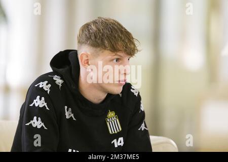 Nauris Petkevicius von Charleroi wurde am Montag, den 10. Januar 2022, im Wintertrainingslager der belgischen Fußballmannschaft Sporting Charleroi in Antalya (Türkei) abgebildet. BELGA FOTO NICOLAS LAMBERT Stockfoto