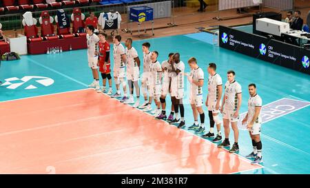 Civitanova Marche, Italien. 14.. Dezember 2022. Tours VB Team während Cucine Lube Civitanova vs Tours VB, CEV Champions League Volleyballspiel in Civitanova Marche, Italien, Dezember 14 2022 Kredit: Unabhängige Fotoagentur/Alamy Live News Stockfoto