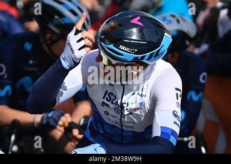 Kanadisches Hugo Houle von Israel-Premier Tech zu Beginn der fünften Etappe der 80.. Ausgabe des Radrennen Paris-Nizza, von Saint-Just-Saint-Rambert bis Saint-Sauveur-de-Montagut (188,8 km), in Frankreich, Donnerstag, 10. März 2022. BELGA FOTO DAVID STOCKMAN Stockfoto