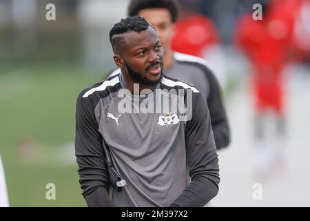 Burkina Fasos Torwart Herve Kouakou Koffi wurde am Montag, den 28. März 2022 in Neerpede während eines Trainings der Burkina Faso Nationalmannschaft während der Vorbereitungen für das Freundschaftsspiel zwischen Belgien und Burkina Faso am Dienstag fotografiert. BELGA FOTO BRUNO FAHY Stockfoto