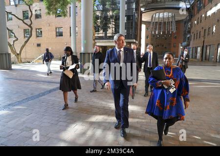 Der flämische Ministerpräsident Jan Jambon zeigte sich auf einer diplomatischen Mission der flämischen Regierung in Südafrika am Dienstag, den 05. April 2022 in Pretoria. BELGA FOTO NICOLAS MAETERLINCK Stockfoto