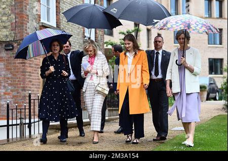 Professor Louise Richardson, Vizekanzlerin der Universität Oxford, Prinzessin Astrid von Belgien, Kronprinzessin Elisabeth und Professorin Sarah Springman, Rektor des St. Hilda?s College, wurden während eines Besuchs der Universität Oxford während der Wirtschaftsmission in Großbritannien am Mittwoch, den 11. Mai 2022, in London, fotografiert. Mit über 400 Teilnehmern, 214 Unternehmen und Organisationen und vier Tagen Aktivitäten im Großraum London ist diese Mission eine der größten, die jemals von der belgischen Außenhandelsagentur organisiert wurde. BELGA FOTO JASPER JACOBS Stockfoto