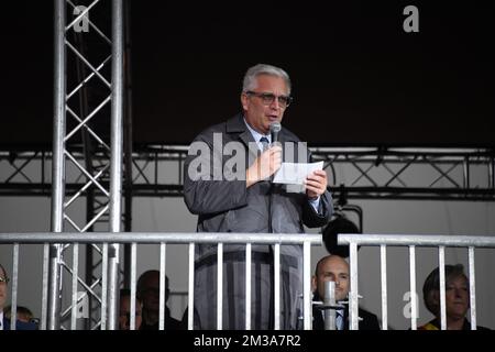 Prinz Laurent von Belgien spricht während der Eröffnungszeremonie der 38.. Ausgabe der Nationalen Olympischen Sonderspiele Belgien im Sports Center Blocry in Ottignies - Louvain-la-Neuve, Mittwoch, 25. Mai 2022. Vom Mittwoch, den 25. Bis Samstag, den 28. Mai, nehmen 2.737 Sportler und 52 vereinte Partner an den Nationalen Olympischen Sonderspielen in Belgien (SOB) Teil, dem größten Sportevent in Belgien für Sportler mit geistigen Behinderungen. Sie geben ihr Bestes in 16 verschiedenen Sportarten und angepassten Disziplinen. BELGA FOTO JOHN THYS Stockfoto