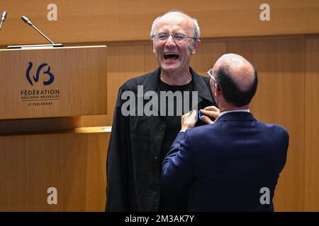 Philippe Geluck und Federation Wallonia - Brüsseler parlamentsvorsitzender Rudy Demotte im Bild bei den Feierlichkeiten zum fünfzigsten Jahrestag des parlaments der Föderation Wallonie Brüssel (Federatie Wallonie Bruxelles - Federatie Wallonie Brussel) in Brüssel, Dienstag, den 21. Juni 2022. BELGA FOTO LAURIE DIEFFEMBACQ Stockfoto