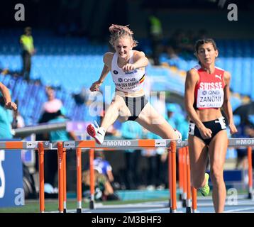 Die belgische Laura Van Den Brande zeigte sich in Aktion beim Hürdenspiel 100m des Frauen-Heptathlon-Wettbewerbs, bei den World Athletics World Junior Athletics Championships am Mittwoch, den 03. August 2022 in Cali, Kolumbien. Die Weltmeisterschaften U20 finden vom 1.. August bis zum 6. 2022. August statt. BELGA FOTO THOMAS WINDESTAM Stockfoto