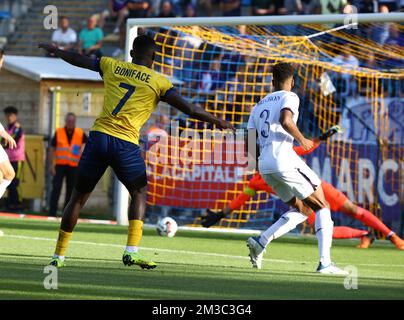 Victor Boniface der Union schießt am Sonntag, 28. August 2022, in Brüssel, am 6. Tag der ersten Division der belgischen Meisterschaft 2022-2023, bei einem Fußballspiel zwischen Royale Union Saint-Gilloise und RSC Anderlecht ein Tor. BELGA FOTO DAVID PINTENS Stockfoto