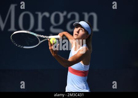 Belgische Maryna Zanevska in Aktion während des Spiels zwischen belgischem Zanevska und amerikanischem Vandeweghe, in der ersten Runde des Frauenturniers im Singles, beim US Open Grand Slam Tennis Turnier, in Flushing Meadow, New York City, USA, Montag, 29. August 2022. BELGA FOTO TONY BEHAR Stockfoto