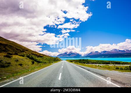 Scenic Byway am Lake Pukaki Stockfoto
