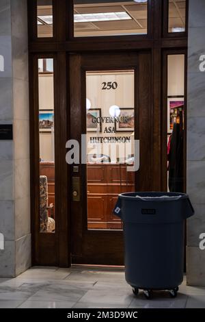 Little Rock, AR, USA - 9. September 2022: Gouverneursbüro im Arkansas State Capitol Stockfoto