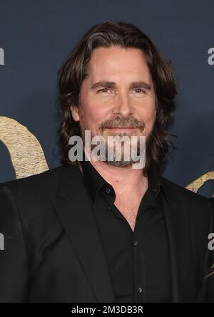 Los Angeles, USA. 14.. Dezember 2022. LOS ANGELES, Kalifornien – 14. DEZEMBER Christian Bale im Netflix Los Angeles Premiere des Pale Blue Eye im DGA Theater in Los Angeles, Kalifornien, am 14. Dezember 2022. Kredit: Faye Sadou/MediaPunch Kredit: MediaPunch Inc/Alamy Live News Stockfoto