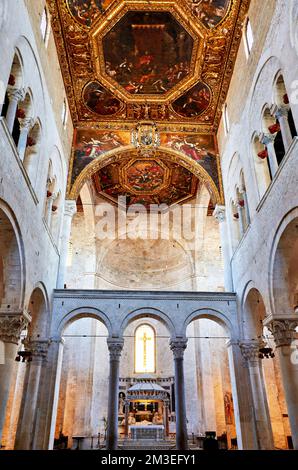 Apulien Apulien Italien. Bari. Die päpstliche Basilika des Heiligen Nikolaus Stockfoto