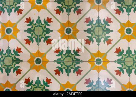 George Town, Malaysia - November 2022: Details zum Inneren der Pinang Peranakan Mansion in George Town am 17. November 2022 in Penang, Malaysia Stockfoto