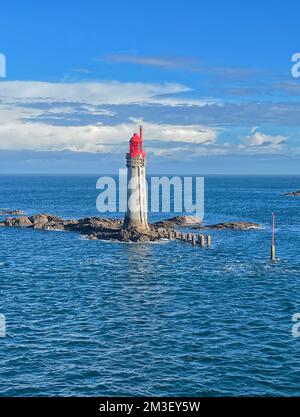 Blick von Frankreich auf die Fähre nach Portsmouth von St. Malo Stockfoto
