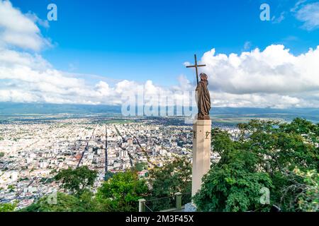 Panorama der argentinischen Stadt Salta in Südamerika Stockfoto