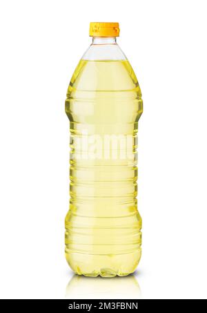 Volle Plastikflasche mit Speiseöl auf weißem Hintergrund Stockfoto