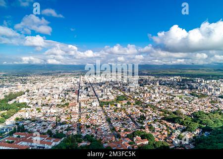 Panorama der argentinischen Stadt Salta in Südamerika Stockfoto