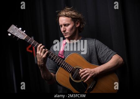 Ben Howard, fotografiert im O2 Apollo, Manchester. 3. Dezember 2014 Stockfoto