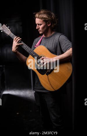 Ben Howard, fotografiert im O2 Apollo, Manchester. 3. Dezember 2014 Stockfoto