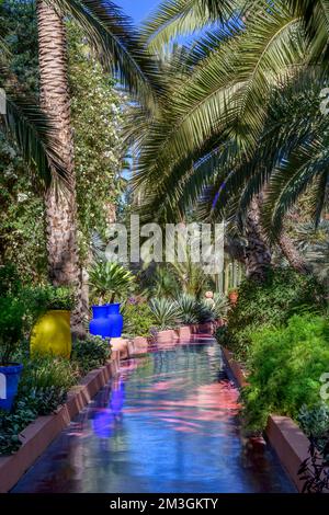 Villa Oasis - Heimat von Yves Saint Laurent und Pierre Berge, jetzt für die Öffentlichkeit geöffnet. Neben Jardin Majorelle - The Blue Garden, ebenfalls im Besitz von YSL. Stockfoto