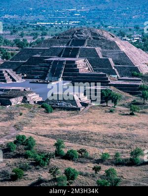 Teotihuacán archäologische Zone, Mondpyramide, Tal von Mexiko, Mexiko. Stockfoto