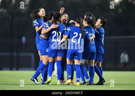 Sydney, Australien. 15.. Dezember 2022. Die philippinische Frauenfußballmannschaft, die während des Spiels Philippines vs Papua New Guinea im Western Sydney Wanderers Football Park gesehen wurde. (Endstand Philippinen 9:0 Papua-Neuguinea). Kredit: SOPA Images Limited/Alamy Live News Stockfoto