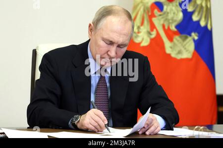 Moskau, Russland. 16.. Dezember 2022. Wladimir PUTIN (Präsident Russlands), Single image, cut Single motif, Portrait, Portrait, Porträt. Kredit: Die Kreml Moskau via/dpa/Alamy Live News Stockfoto