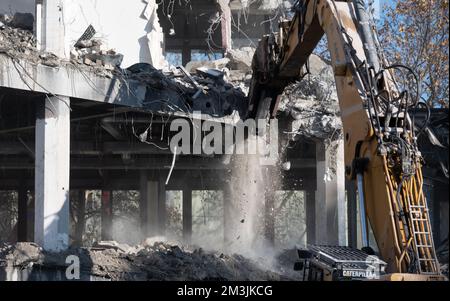 Abriss des Einkaufszentrums Kaufhof in Stuttgart Bad Cannstatt Stockfoto