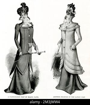 Frauen tragen viertelange Mäntel aus schwarzem Stoff mit weißem Satin (links). Der Mantel war mit großen weißen Perlknöpfen dekoriert, mit Sackrückseite und leicht zulaufend zur Figur unter den Armen. Die zweite abgebildete Schicht hatte einen ähnlichen Schnitt, war aber in den Reihen der Nähte und dem Founced-Effekt dekorativer. Datum: 1899 Stockfoto