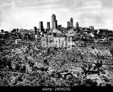 Die Stadt San Gimignano, Italien, 1944. Stockfoto