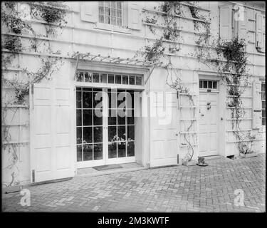 Philadelphia, Pennsylvania, 6026 Germantown Avenue, Außenansicht, Höhe vorn, Wyck House, Häuser, Türen und Türöffnungen, Fenster. Frank Cousins Glass Plate Negatives Collection Stockfoto