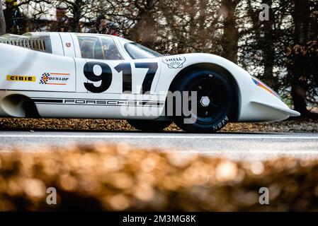 Porsche 917 Chassis 001 - untere Aufnahme des Seitenprofils, drei Viertel vorn Stockfoto