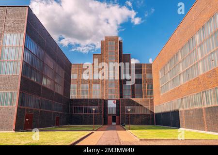 27. Juli 2022, Essen, Deutschland: Red Dot Design Museum im Zollverein unesco-Gedenkkomplex Stockfoto