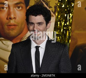 Los Angeles, Usa. 15.. Dezember 2022. Regisseur Damien Chazelle besucht die Premiere der dramatischen Filmkomödie „Babylon“ im Academy Museum of Motion Pictures am Donnerstag, den 15.. Dezember 2022. Storyline: Eine Geschichte von übergroßem Ehrgeiz und ungeheuerlichem Übermaß, sie verfolgt den Aufstieg und Fall mehrerer Charaktere während einer Ära der ungezügelten Dekadenz und Verderbtheit in frühen Hollywood. Foto: Jim Ruymen/UPI Credit: UPI/Alamy Live News Stockfoto