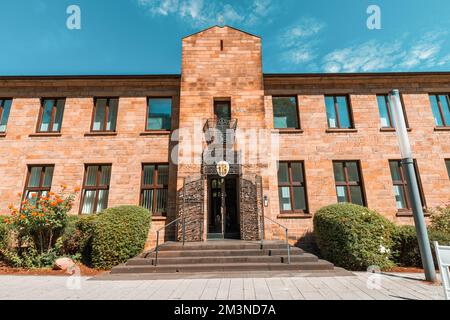 28. Juli 2022, Essen, Deutschland: Ein altes Wohnheim oder ein Bischofshaus. Stockfoto