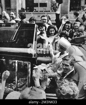 Hochzeit von Prinzessin Margaret - das Weggehen Stockfoto