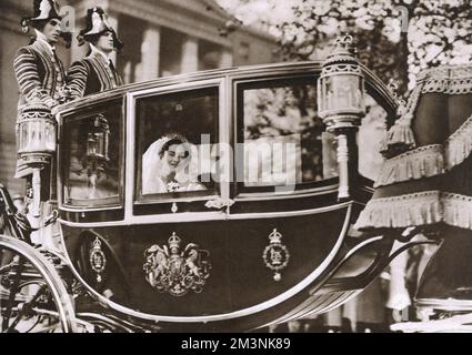 Königliche Hochzeit 1935 - Braut auf dem Weg zum Buckingham Palace Stockfoto