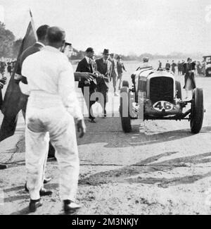 500 Meilen Weltrekord in Brooklands geschlagen, 1931 Stockfoto