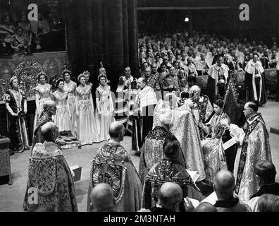 Krönung 1953, Königin Elisabeth II. - St. Eduard's Crown Stockfoto