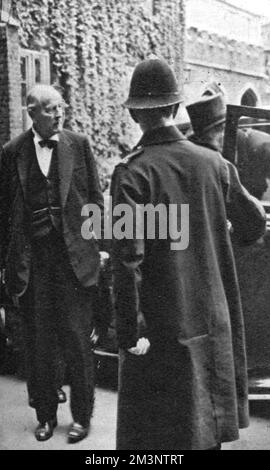 Erste Sitzung der Krönungskommission Stockfoto