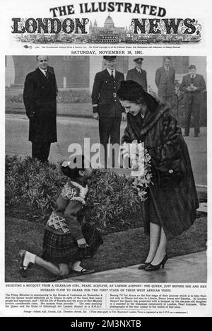 Königin Elisabeth II. Erhält Blumen von einem ghanaischen Mädchen Stockfoto