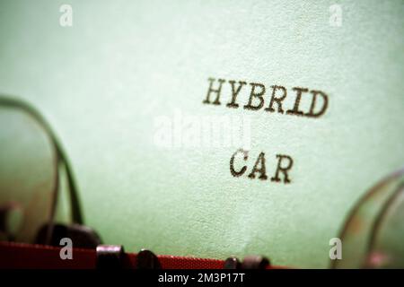 Hybrid-Auto-Phrase, geschrieben mit einer Schreibmaschine. Stockfoto