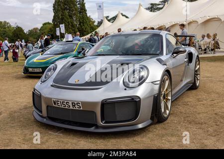 2018 Porsche 911 GT2 RS ‘WE15 SRS’ wird auf der Concours d’Elégance Motorshow am 4.. September 2022 im Blenheim Palace ausgestellt. Stockfoto