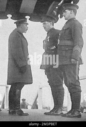 Captain Angus Buchanan erhält die VC- und Militärmedaille Stockfoto