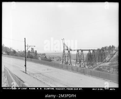 Umzug Central Massachusetts Railroad, Viaduct, von Oak Street, Clinton, Massachusetts, 2. Mai 1902 , Wasserwerke, Eisenbahninfrastruktur, Baustellen, Viadukte Stockfoto