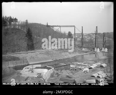 Umzug Central Massachusetts Railroad, Viadukt, aus dem Süden, Clinton, Massachusetts, 2. April 1903 , Wasserwerke, Eisenbahninfrastruktur, Baustellen, Viadukte Stockfoto