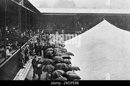 Regen in Wimbledon, 1914 Stockfoto