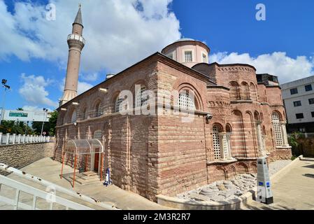 Die Fenari Isa Moschee oder die Lippen-Klosterkirche, die einst als orthodoxe Kirche in Istanbul diente, wurde von den Türken in eine Moschee umgewandelt. Stockfoto