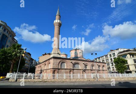 Die Fenari Isa Moschee oder die Lippen-Klosterkirche, die einst als orthodoxe Kirche in Istanbul diente, wurde von den Türken in eine Moschee umgewandelt. Stockfoto
