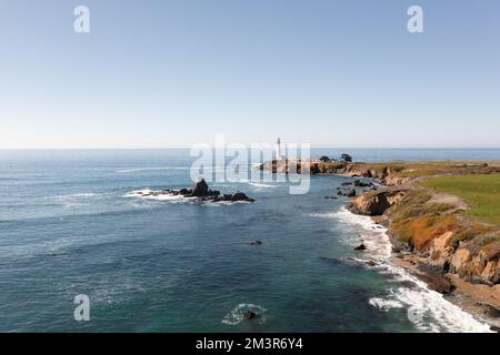 Pigeon Point Lighthouse in Pescadero an der kalifornischen Küste. Stockfoto